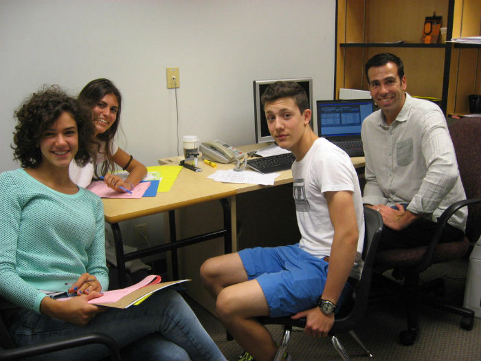Curso escolar (Burnaby) - apoyo